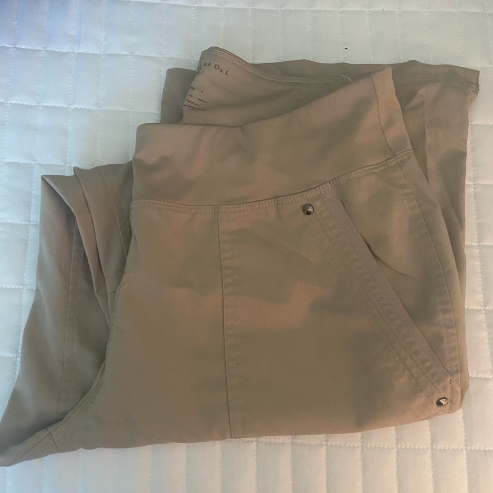 Healing hands khaki scrubs small
